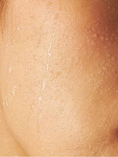 Injection esthétique du visage